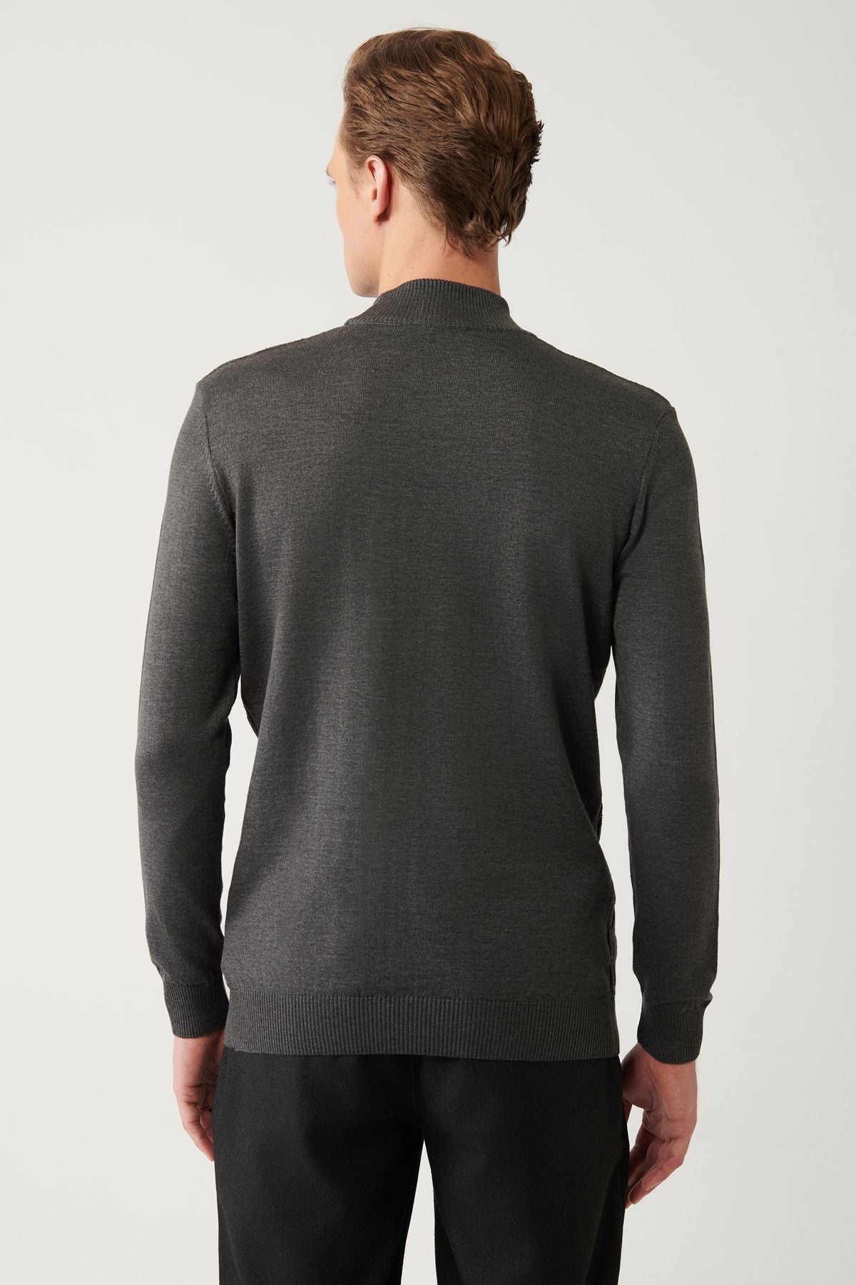 Men's dark gray half fisherman collar cotton knitwear sweater E005106