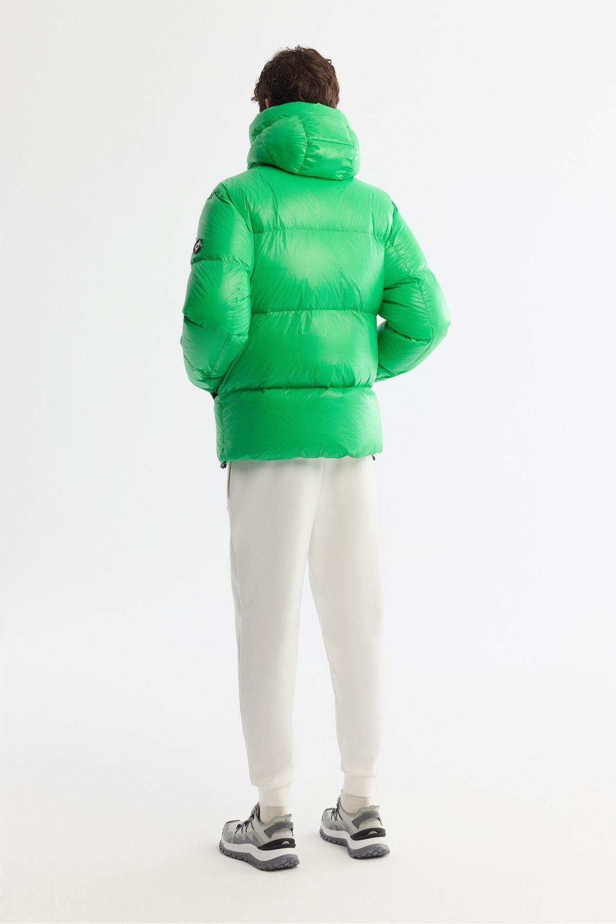 Men's green hooded goose feather water -derived windproof -20 degrees resistant swelling coat A42y6182