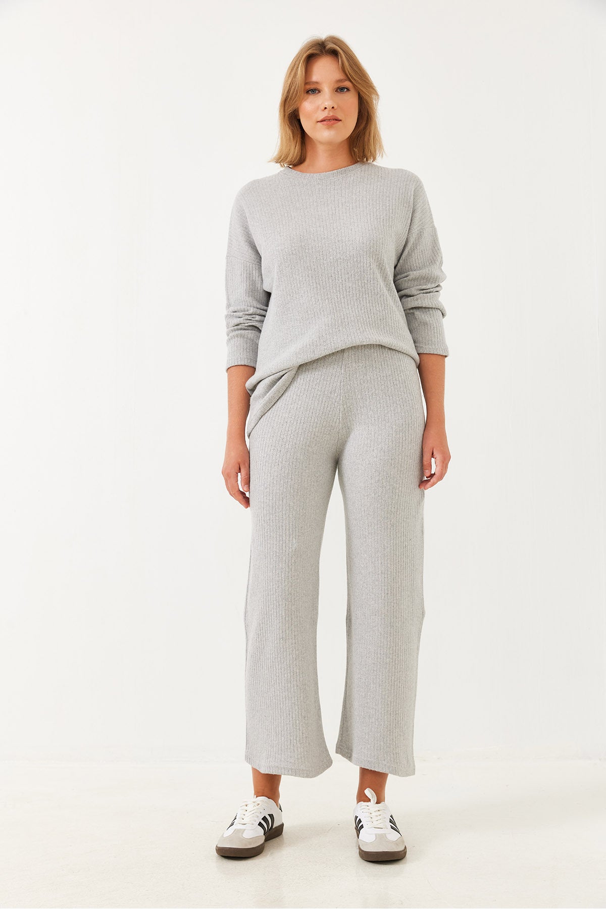 Women's Crew Neck Basic Bottom-Top Set 0036 60251871