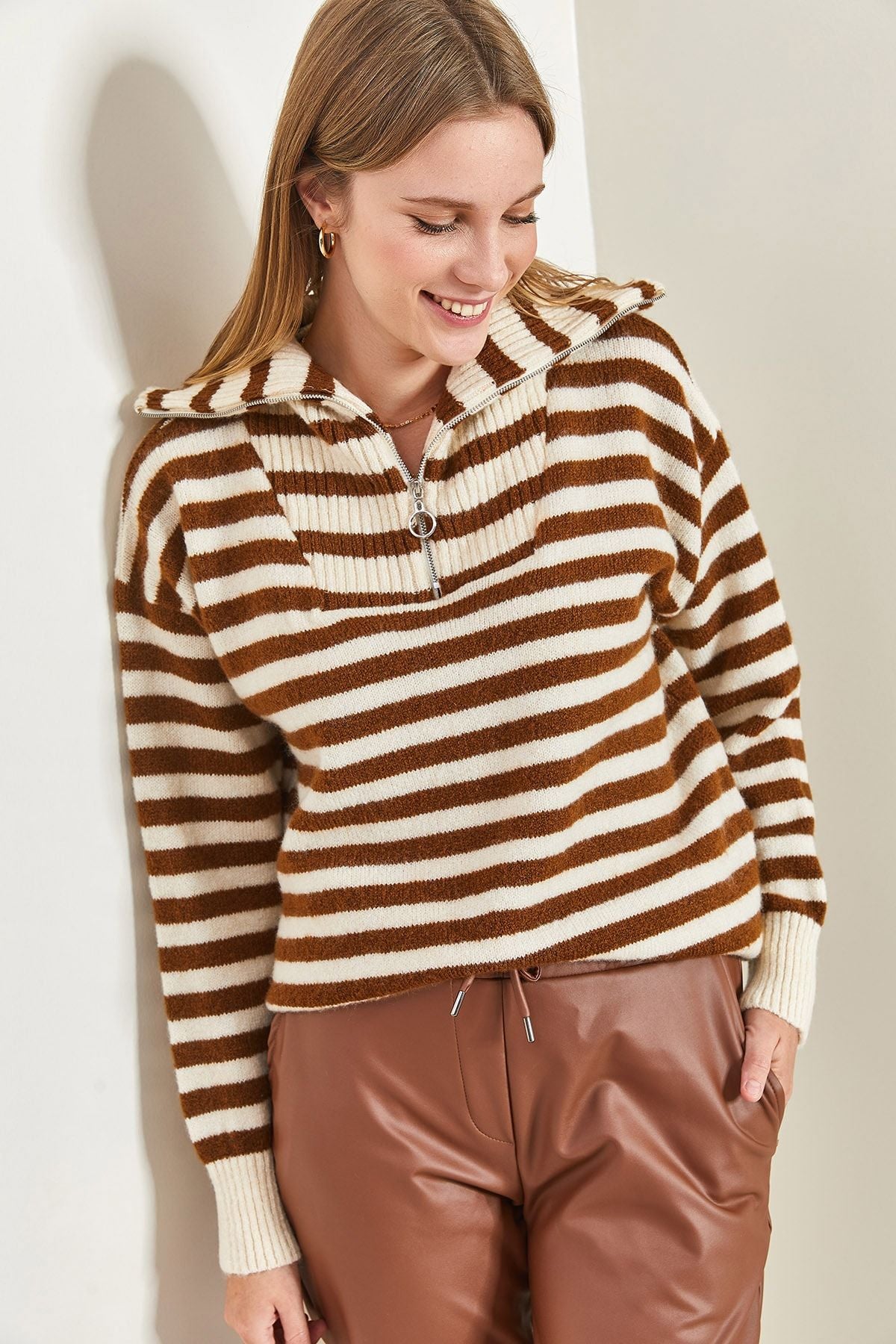 Female Fisherman Near Zipper Striped Oversize knitwear sweater