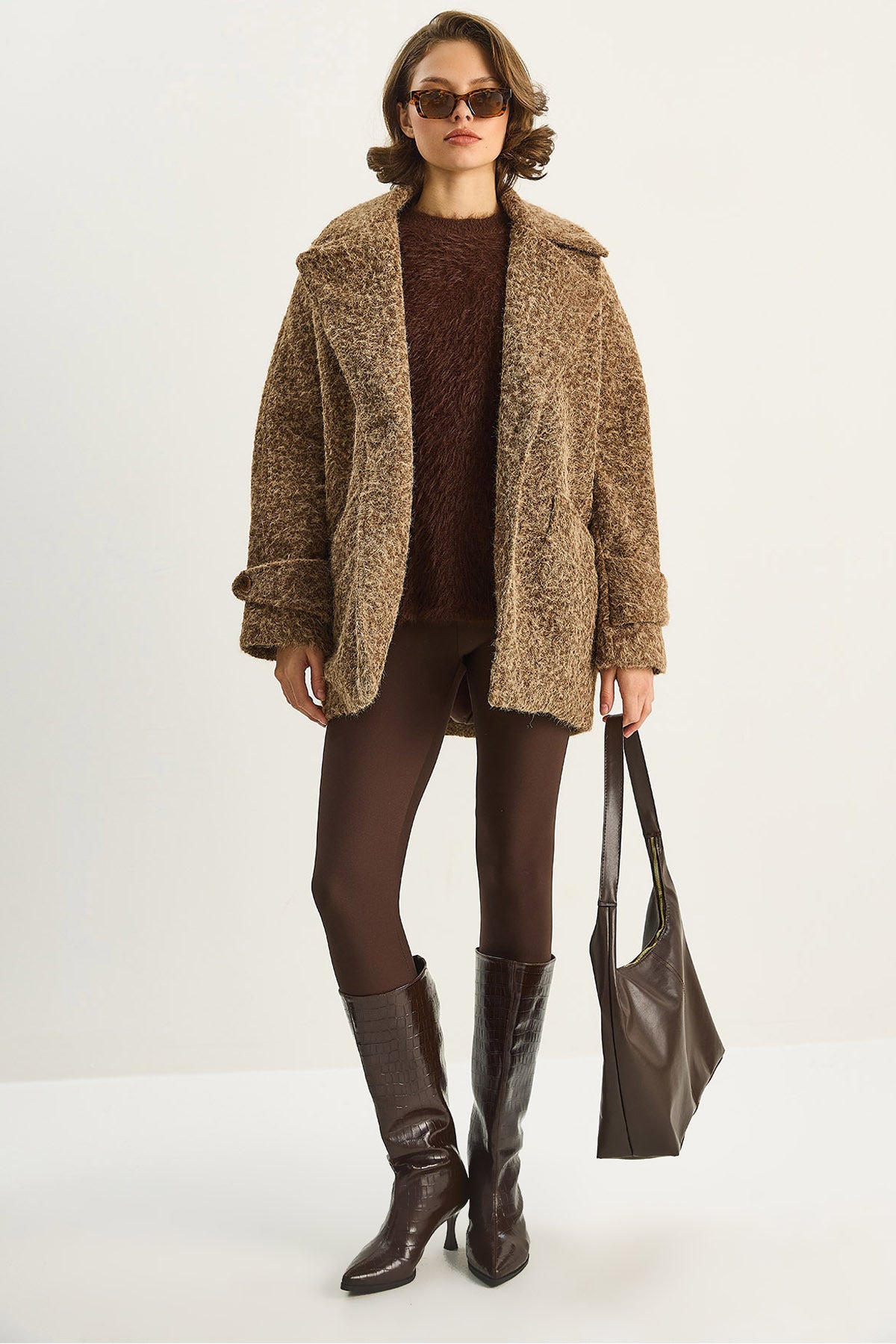 Women's Wide Collar Pocket Detailed Oversize Lined Boucle Cashew Coat 7033 60283735