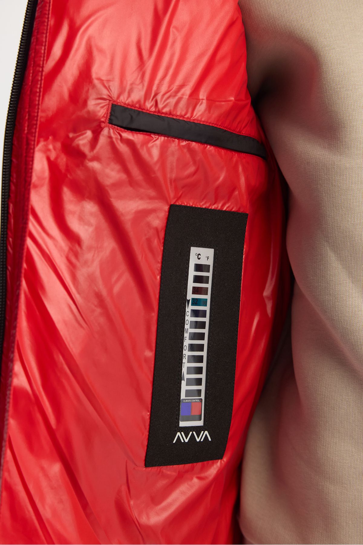 Men's red hooded goose feather water relief windproof -20 degrees resistant swelling coat A42y6182