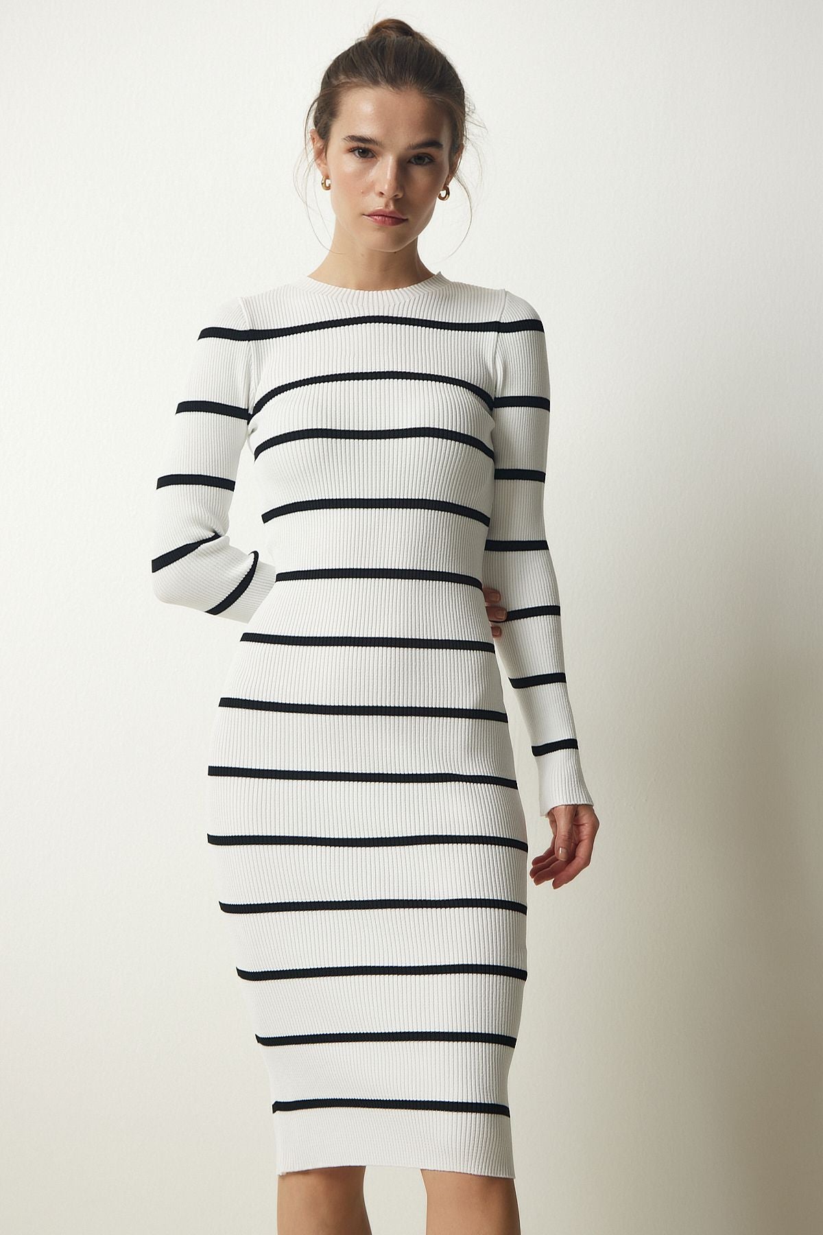 Woman White Wedding Striped Triko Dress NS00397