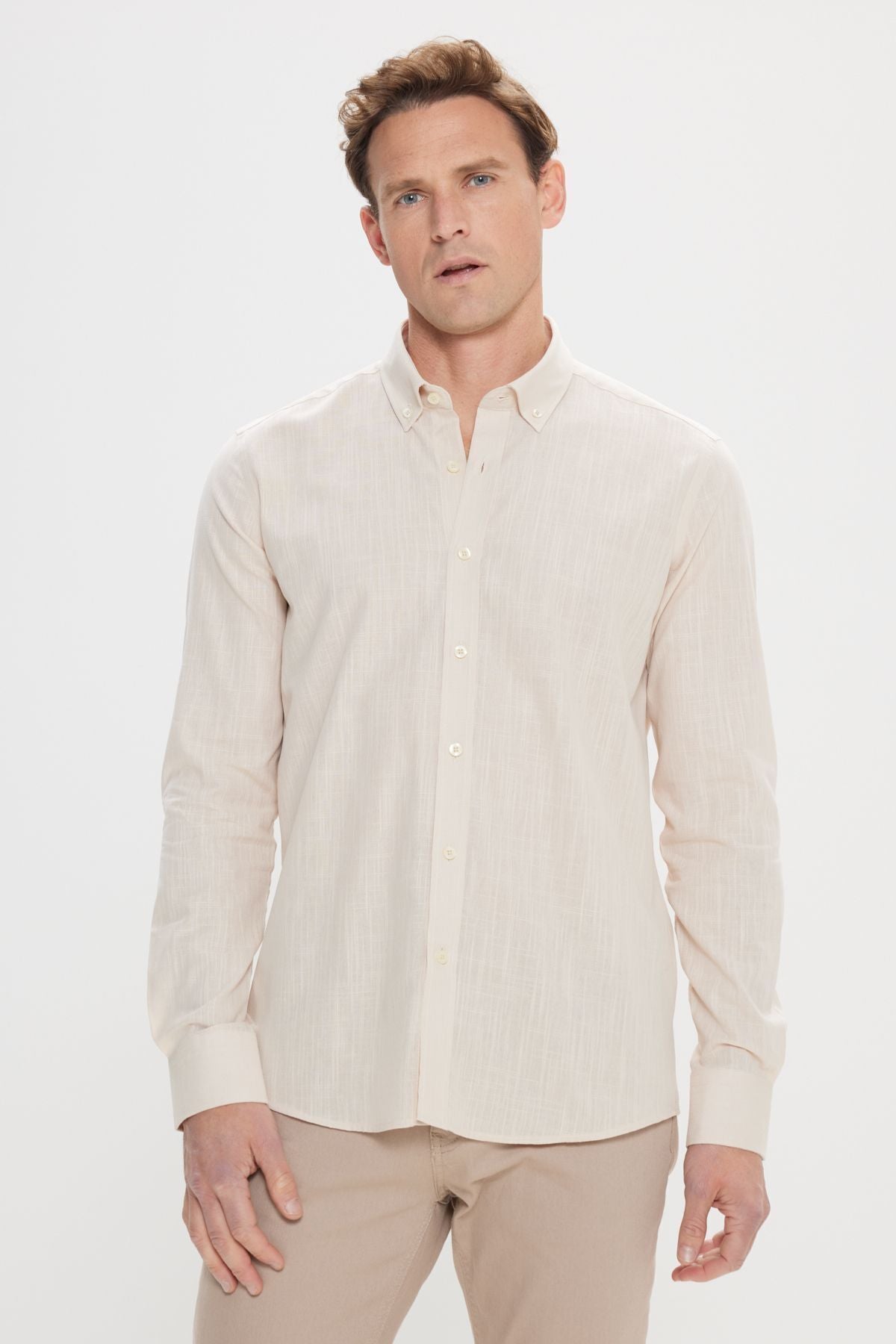 Men's Beige 100 %Cotton Breathing Fabric Flamle Oxford Slim Fit Fit Narrow Cutting Buttoned Neck Shirt