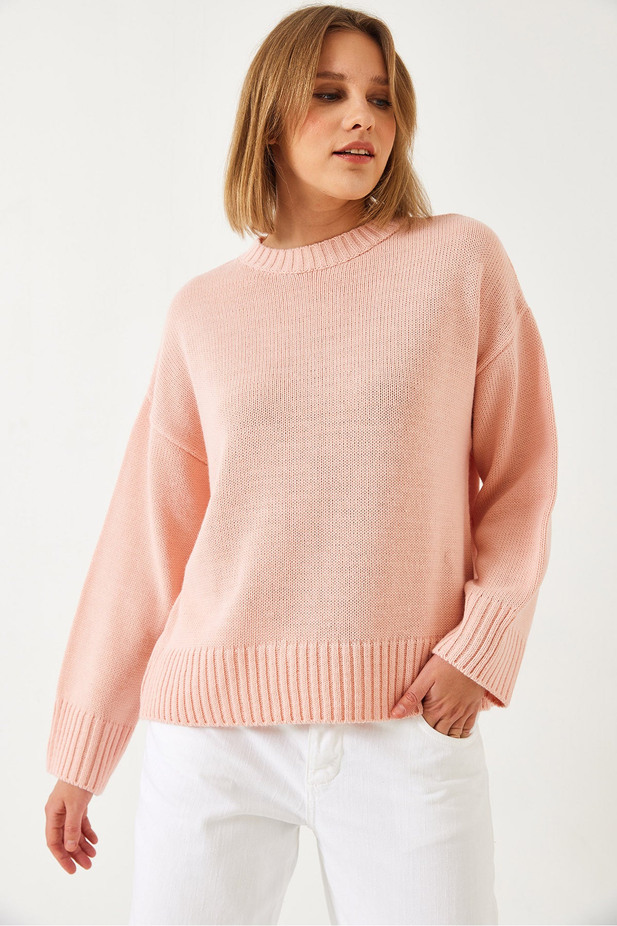 Women's Crew Neck Knitwear Sweater 20247559