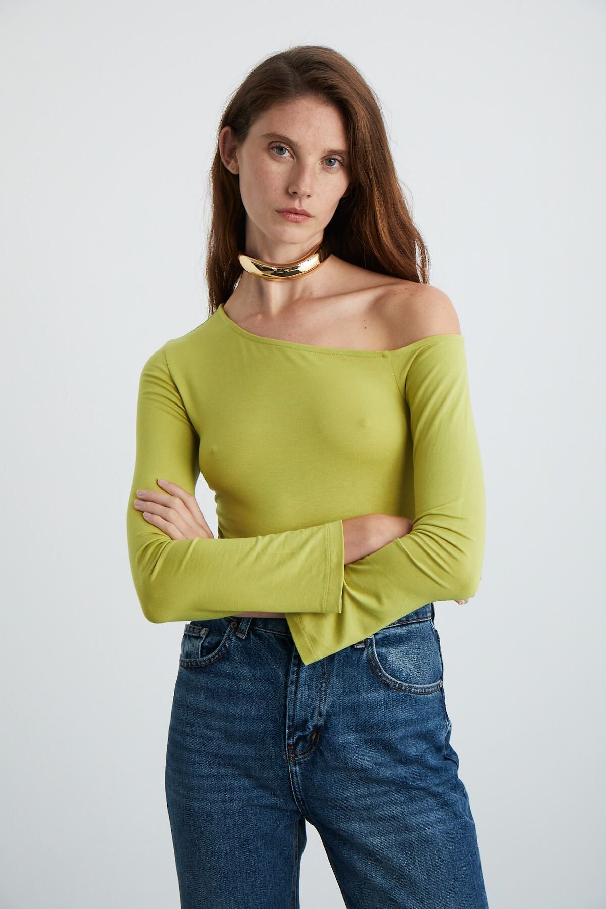 Waleska Female viscose lycra boat collar one shoulder -cut green blouse