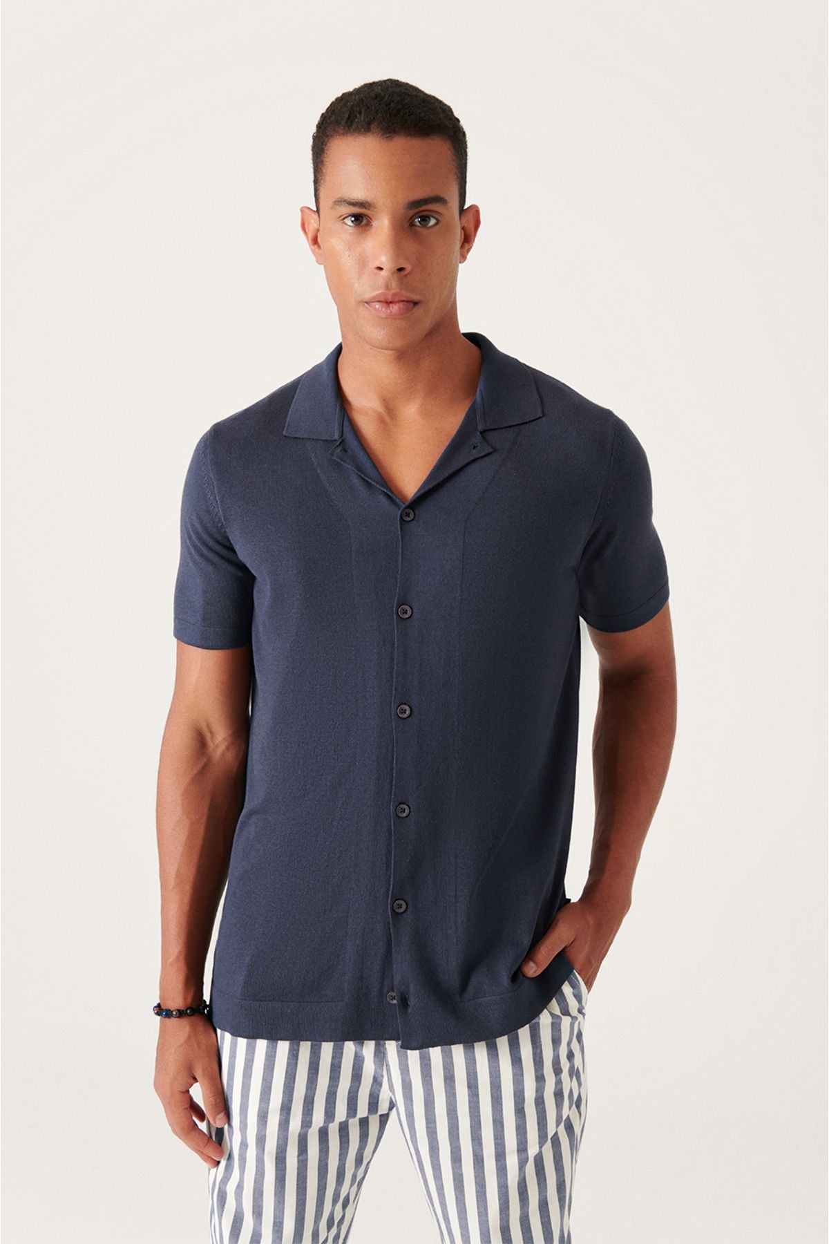 Men's navy blue Cuba collar button knitwear t-shirt B005008