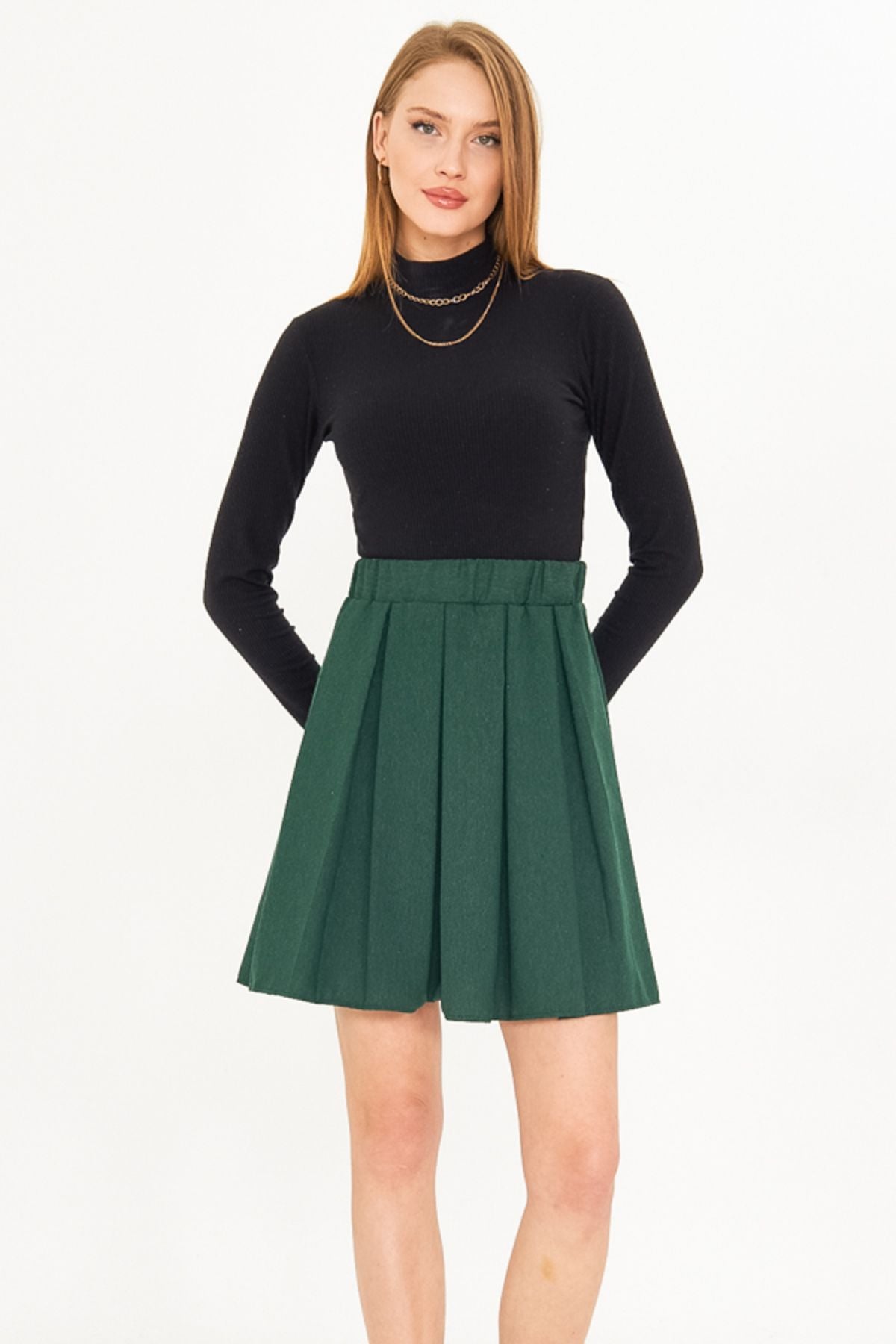 Woman Emerald Short Clash Skirt ARM-22K001013