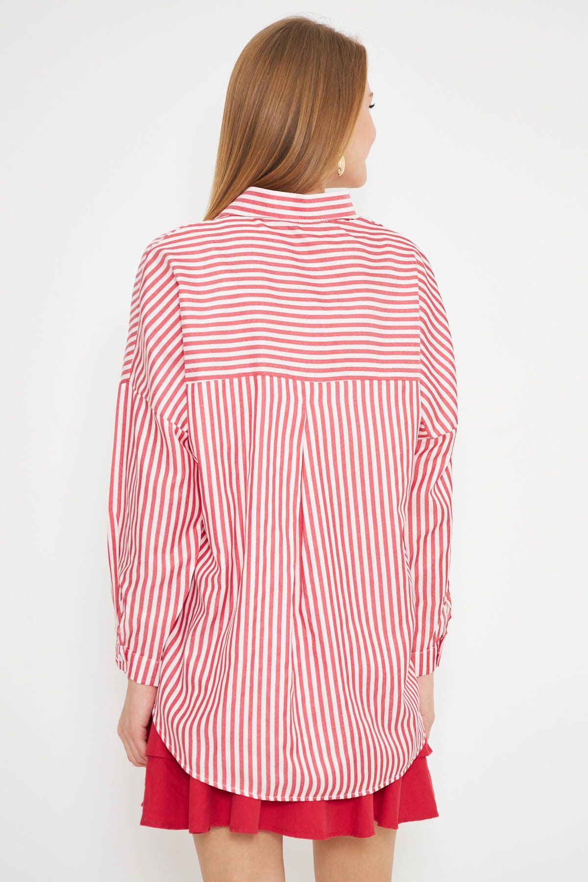 Women's Red Striped Long Sleeve Pocket Detail Surround Pleeled Oversize Shirt ARM-25K001069