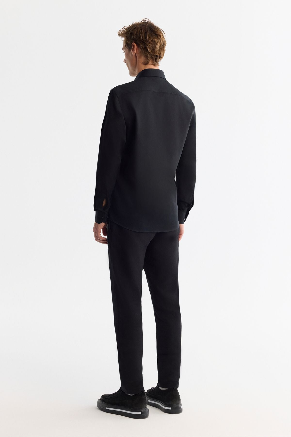 Men's black classic collar 100 %cotton satin shirt B002006