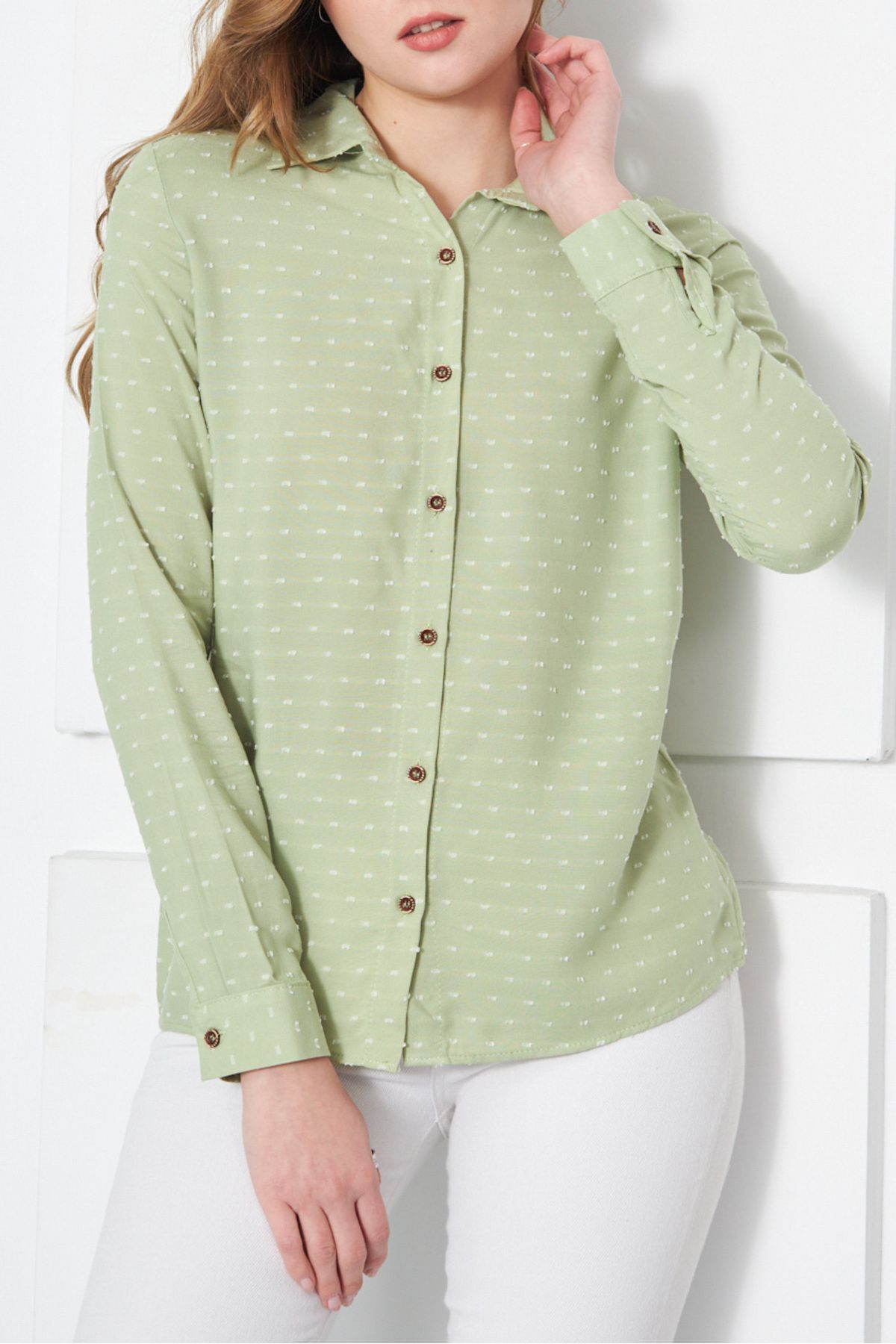 Woman Long Arm Shirt with Light Green Patterned ARM-24K001023