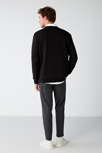 Travis Men's Soft Fabric Regular Fit Round Collar Black Sweatshirt