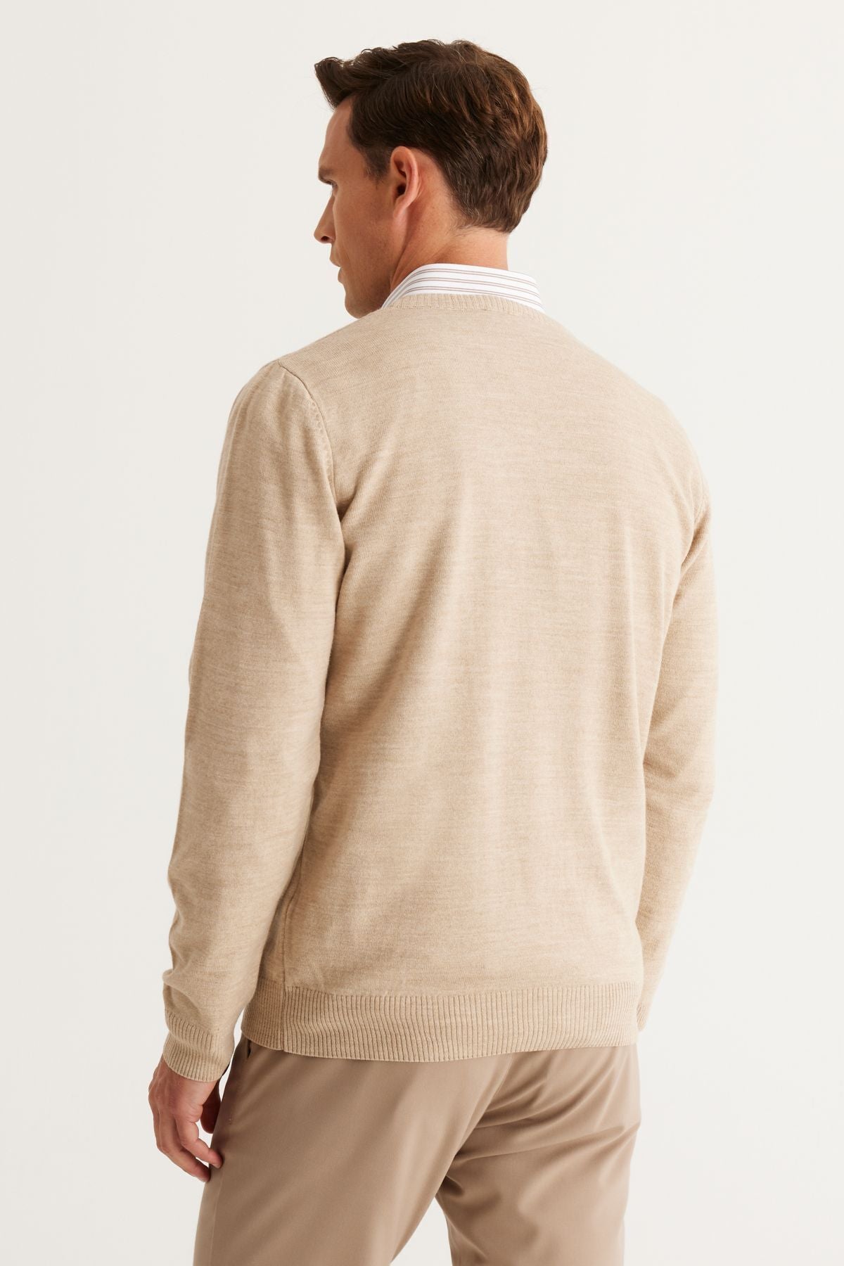 Men's Beige Flashing Anti-Pilling Standard Fit Normal Cut V-Neck Knitwear Kazakh