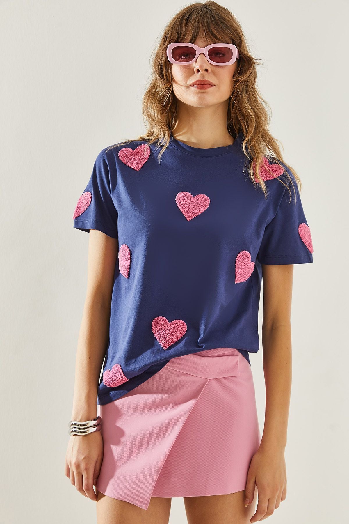 Women's Süzene Heart Embroidered Basic T-Shirt 60251208