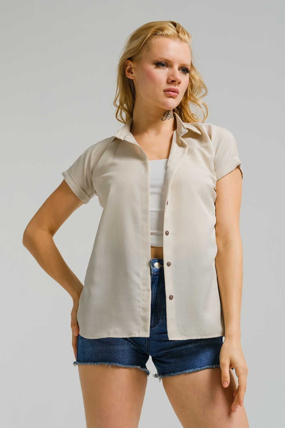 Women's Cream Short Sleeve Shirt ARM-19Y001088