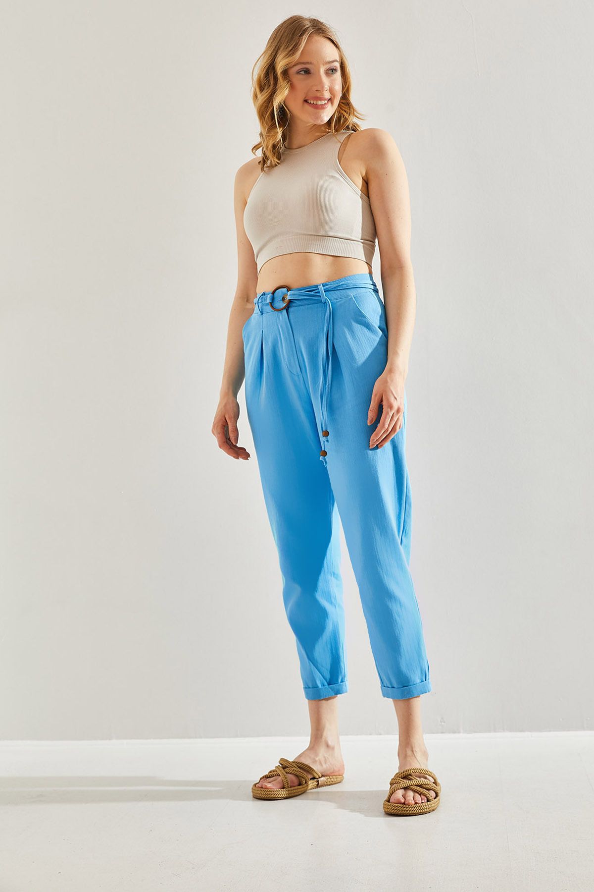 Female Arched Flax Pants 60221009