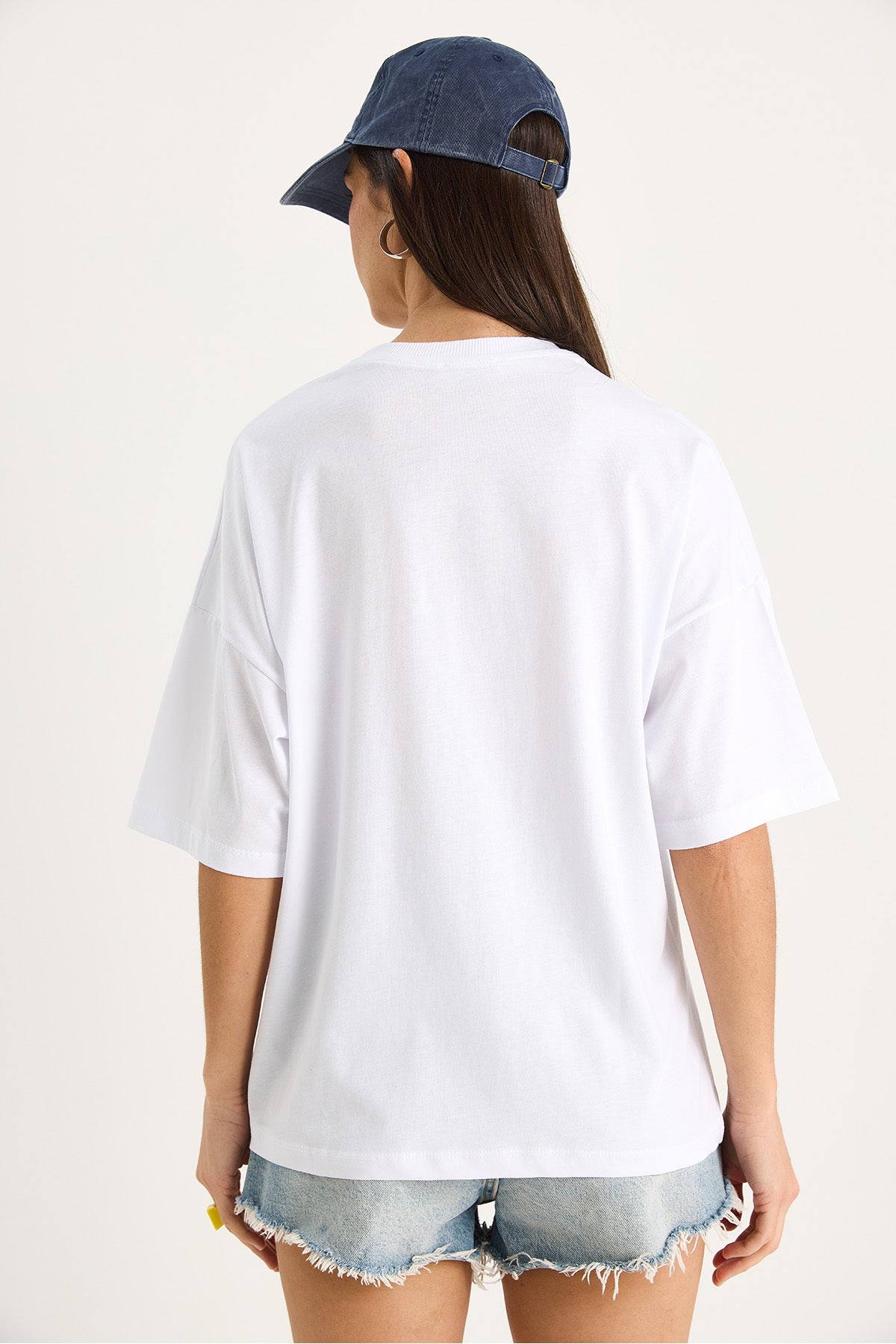 Women's Teddy Embroidered Crew Neck Cotton T-Shirt 60602064