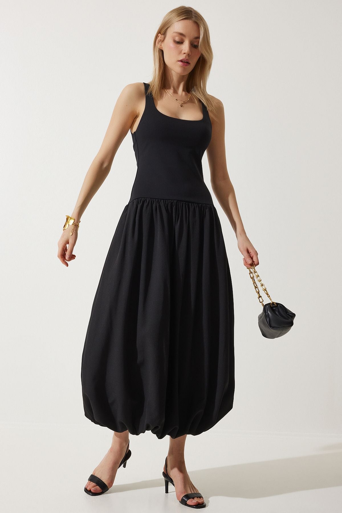 Female Black Balloon Midi Dress UB00276