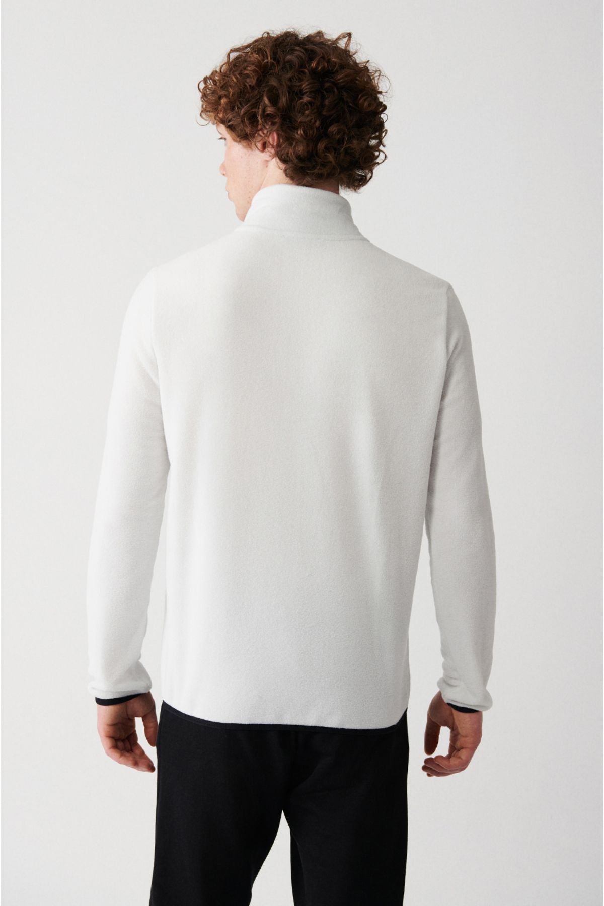 Men's white cold -resistant half -zipper with perpendicular collar polar sweatshirt E001068