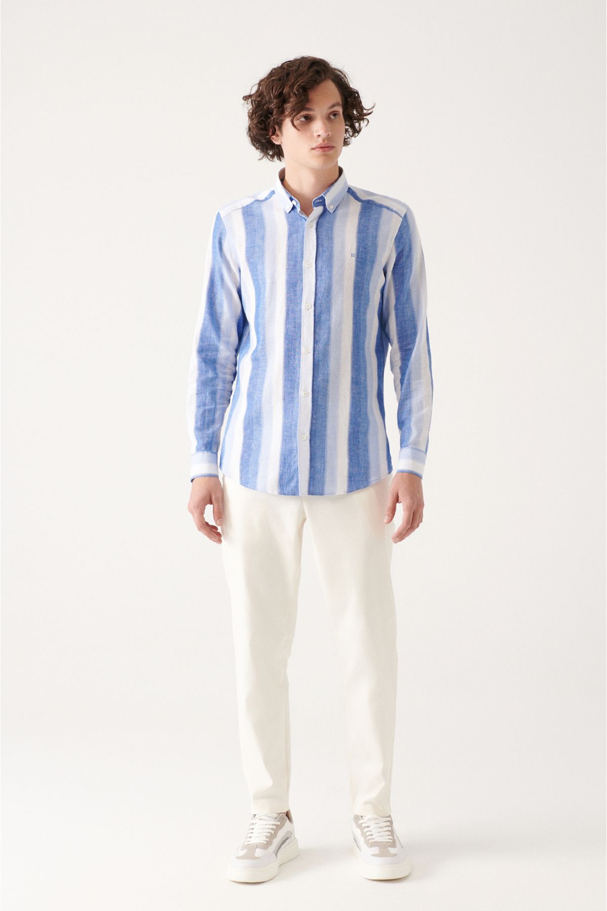 Men's blue button collar striped cotton linen shirt A31Y2085