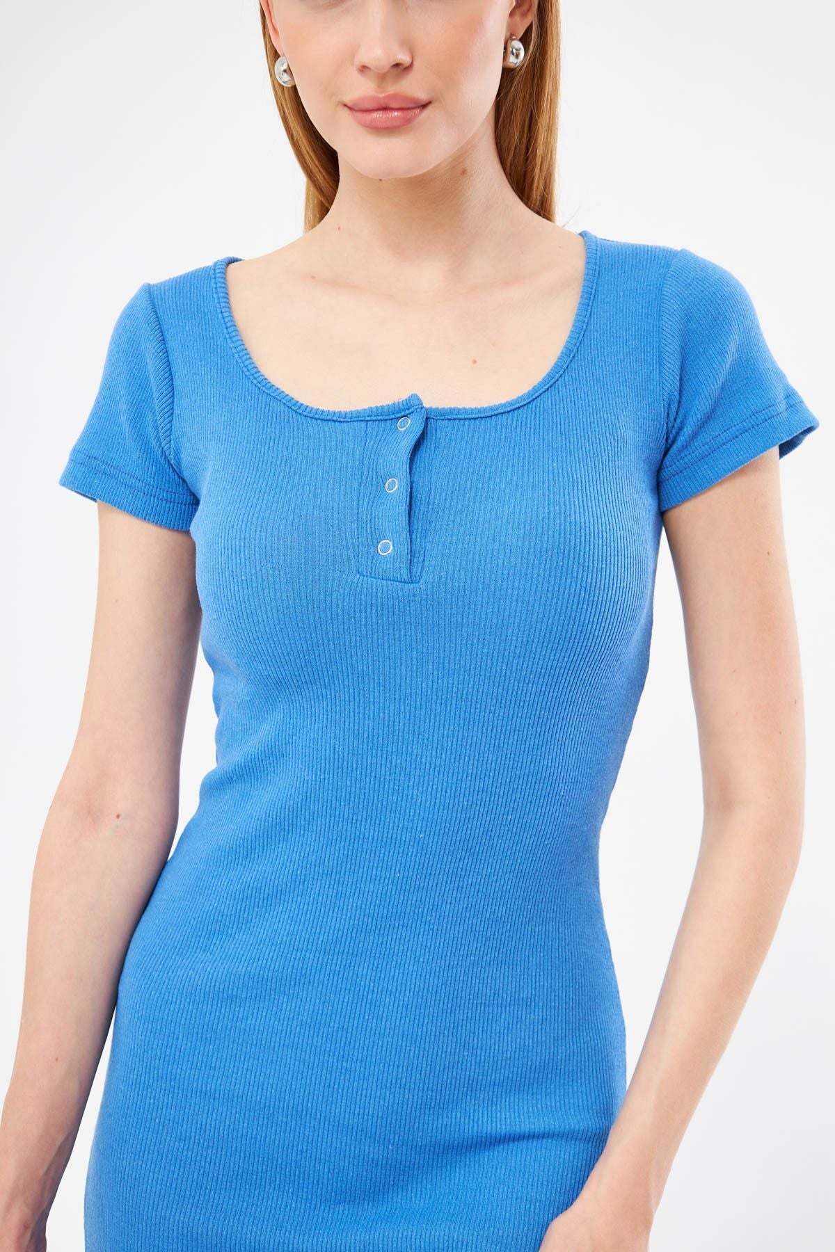 Woman Blue Body Sitting Short Sleeve Dress ARM-24Y133011