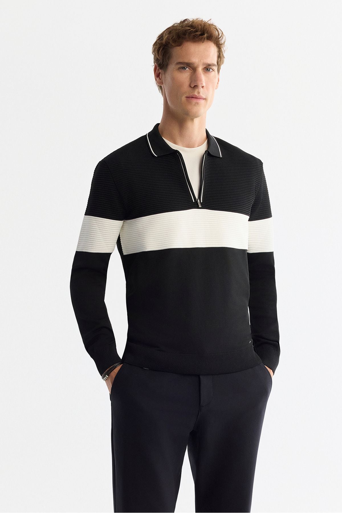 Men's black zipper polo collar block colored knitwear sweater A42Y5030