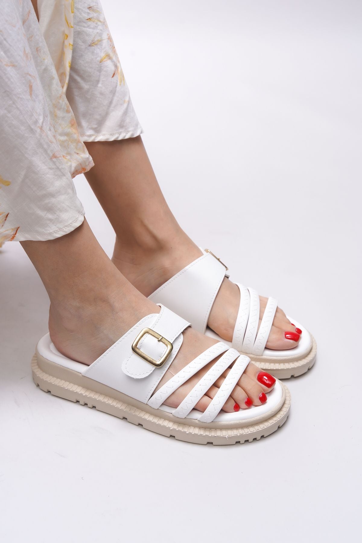 Gresralla Woman Slippers 0012456 White Skin