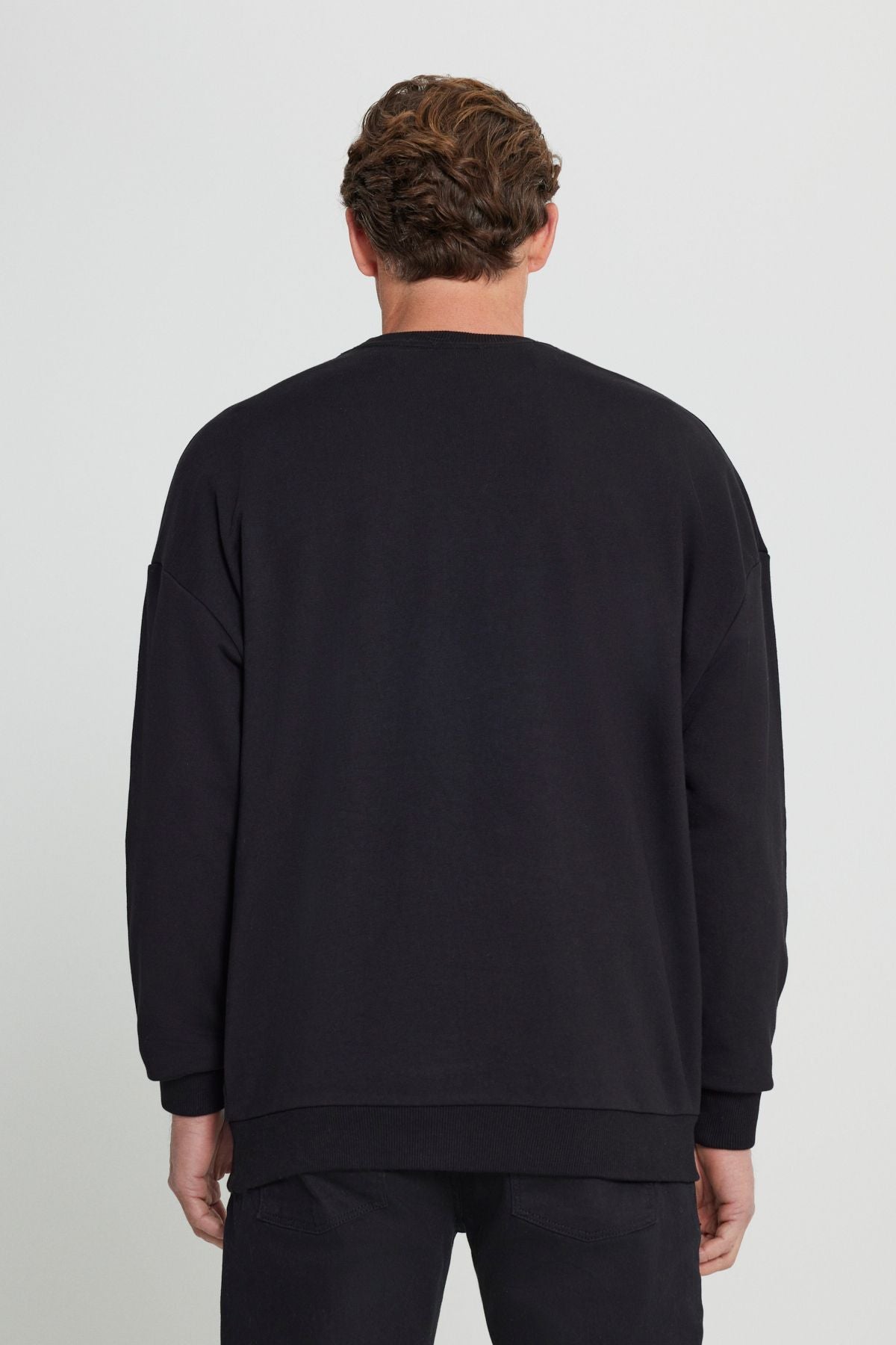 Men's black oversize plenty of cutting 3 IP bicycle collar cotton sweatshirt