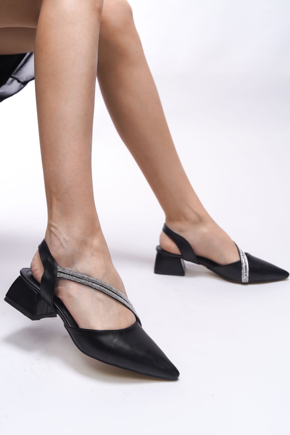 PHAYESHIA WOMEN'S HEEP SHOES 0012112 BLACK SKIN