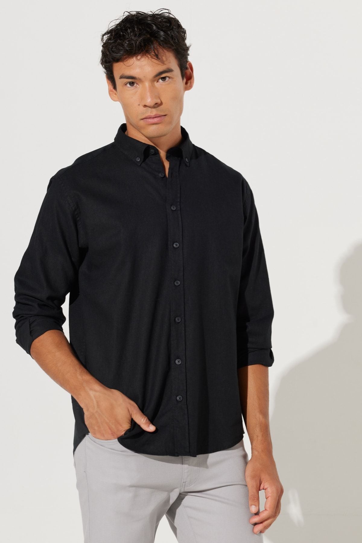Men's black linen comfort fit comfortable cut buttoned collar shirt