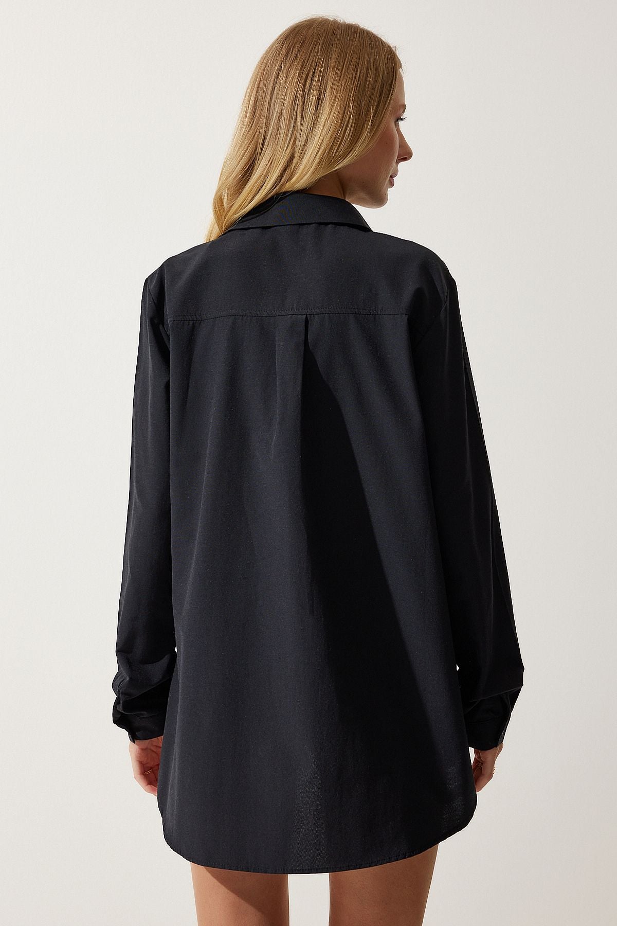 Female black slit poplin boyfriend shirt MX00154