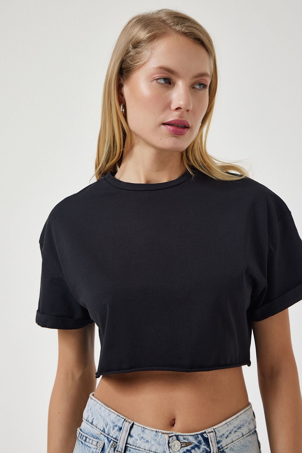 WOMEN BLACK BICYCLE BASIC CROP knitting T-shirt HW00004