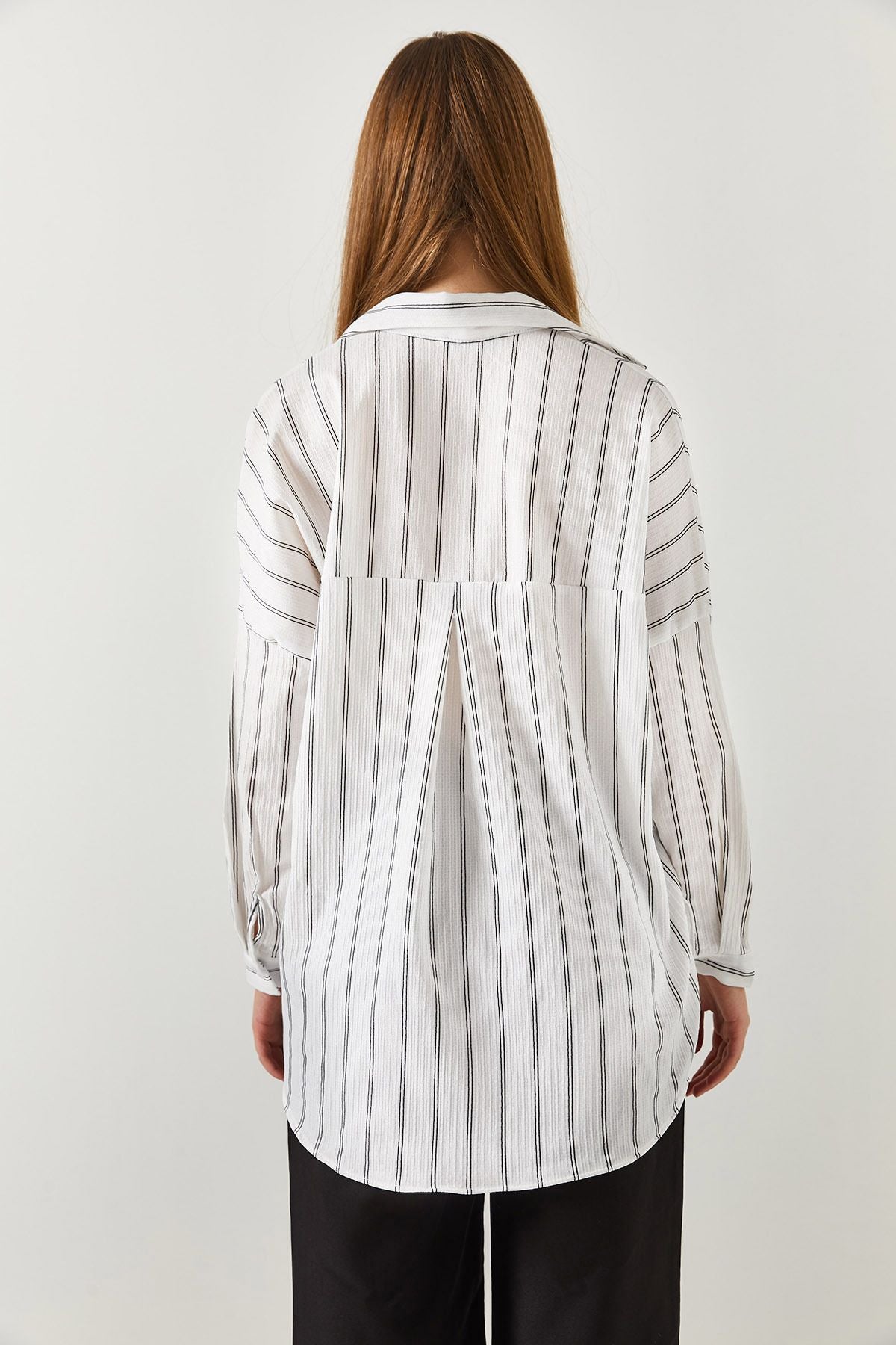 Woman White White Fine Striped Oversize Long Basic Shirt ARM-221185