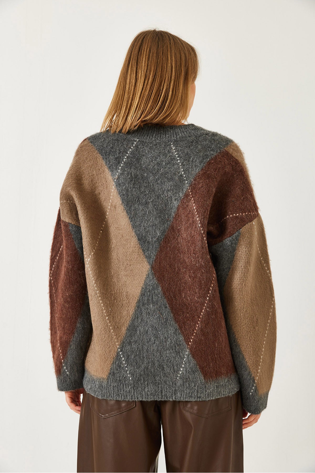 Women's V-neck Diamond Patterned Knitwear Sweater 241222 60261232