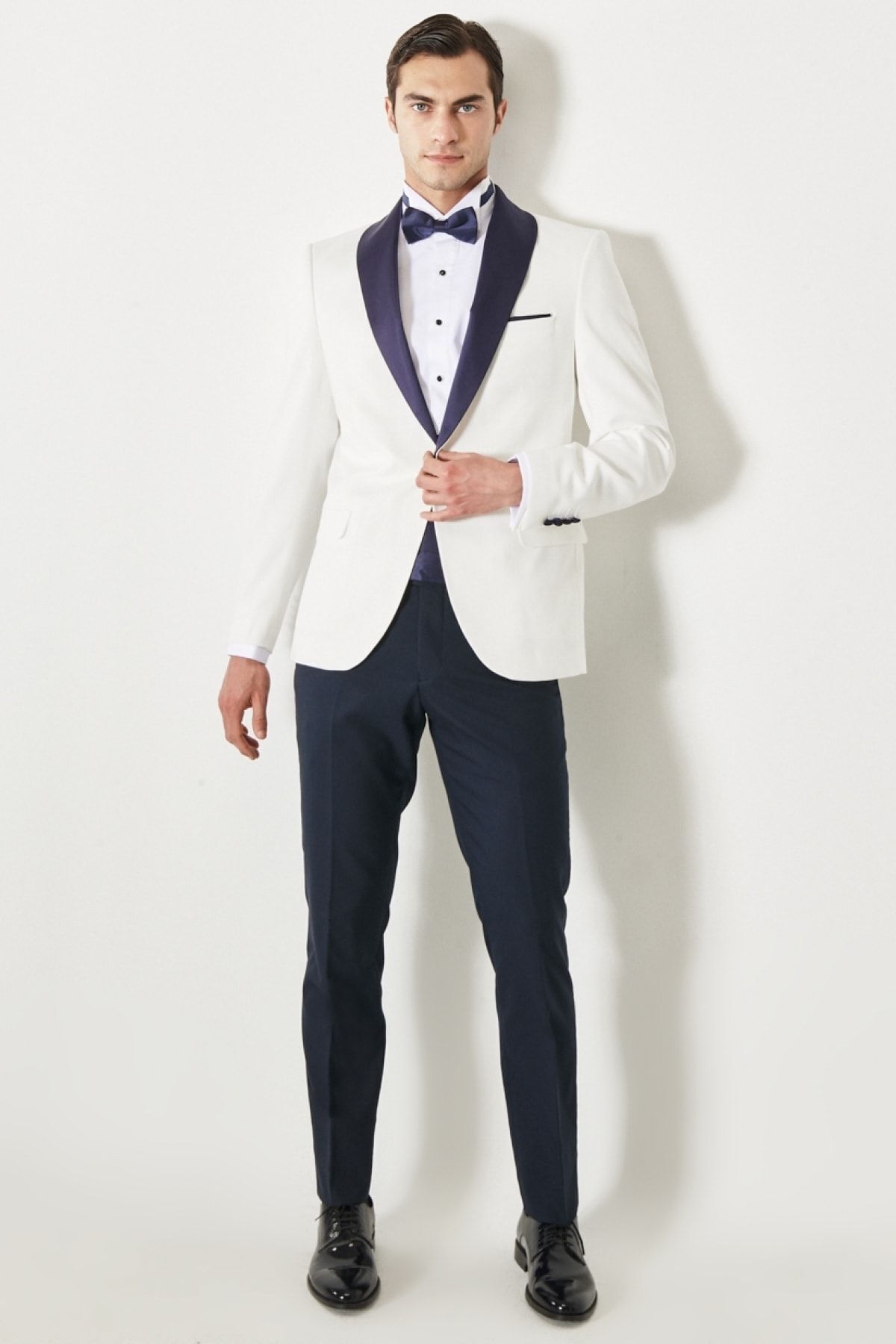 Men's white-lacivert slim fit narrow cutting mono collar pattern classic tuxedo set