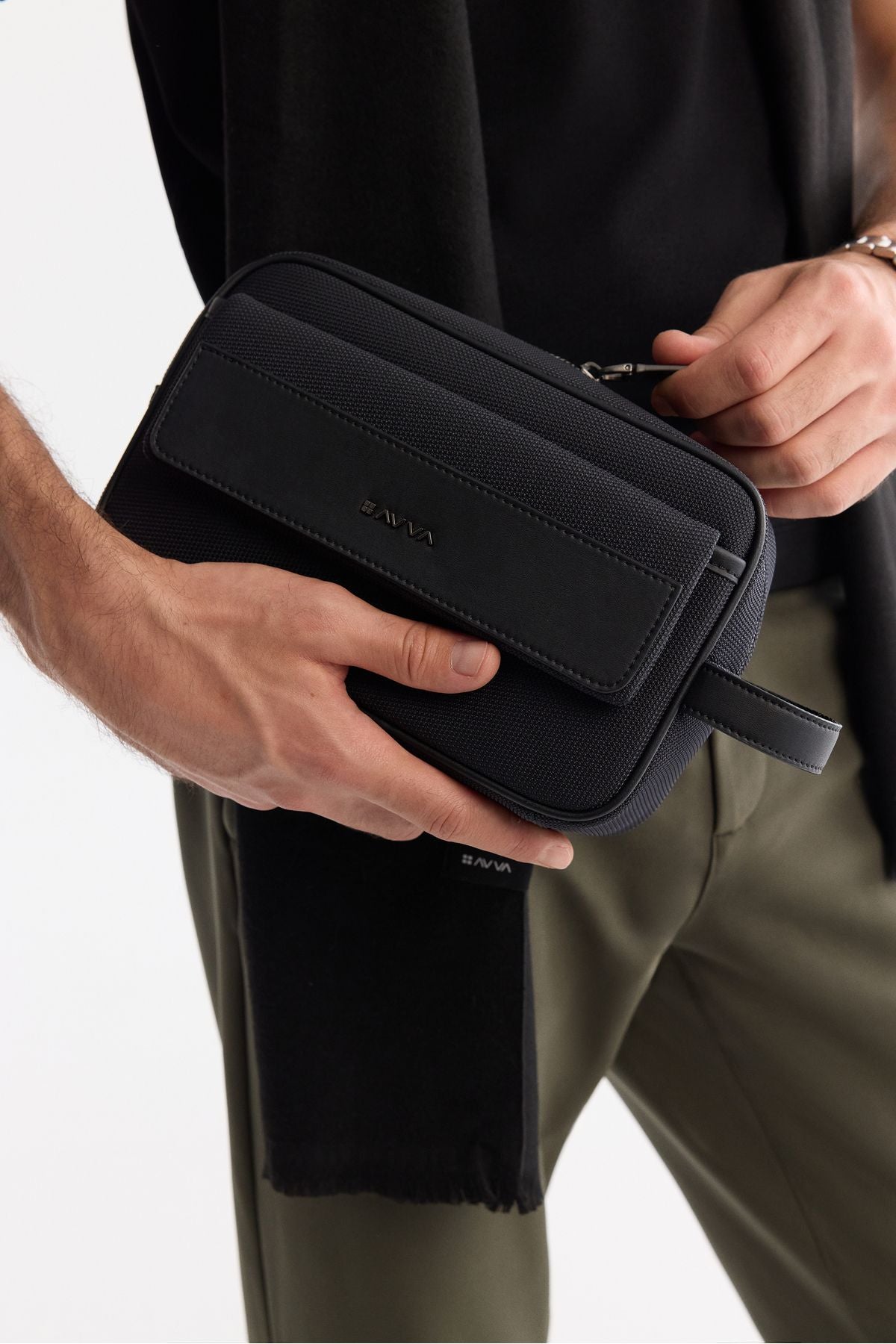 Men's Dark Navy blue Magnet Hand Bag A42y9110