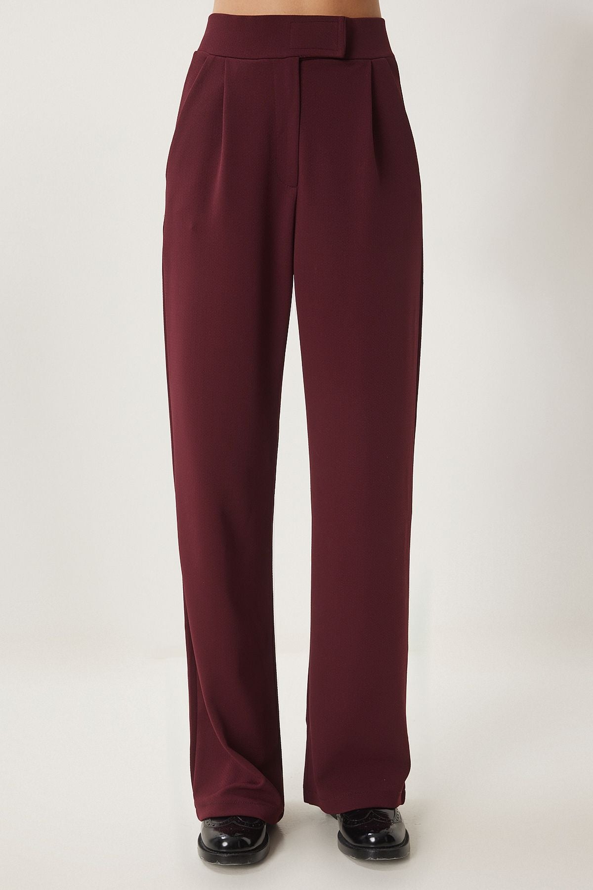 Female Bordeaux Waist Calcare