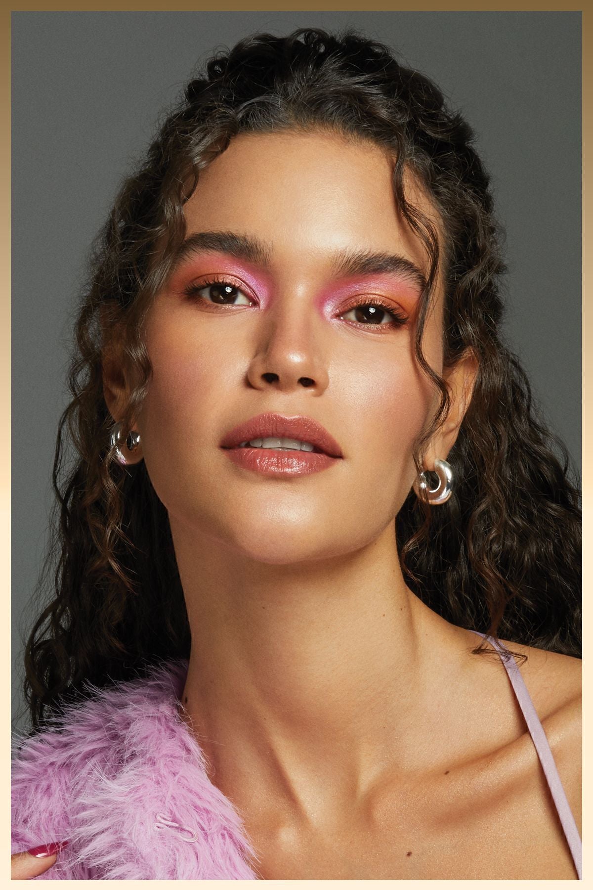 Iconic Sheer Lipstick Moisturizer Bright Lipstick 201 Darling - Nude