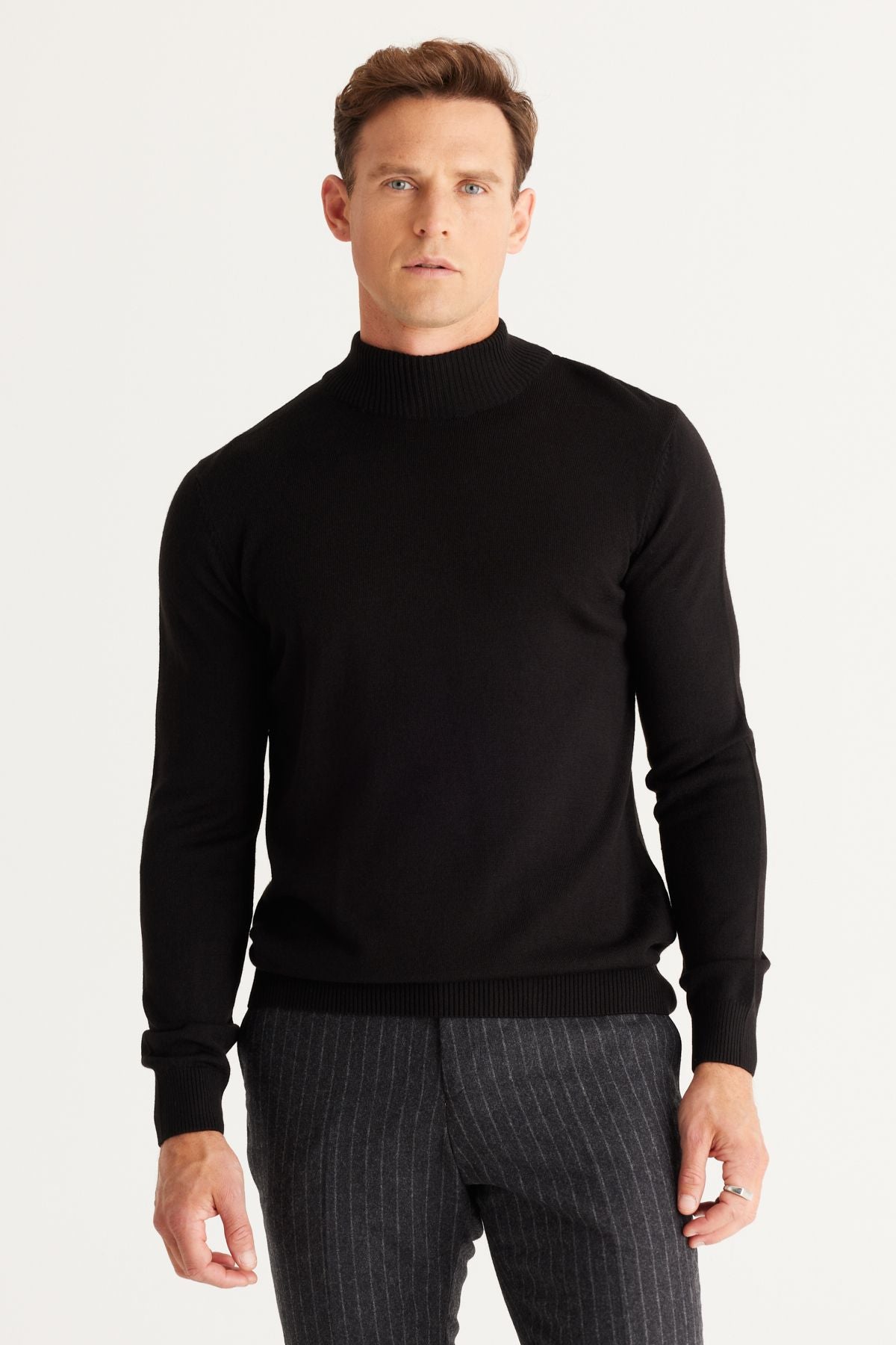 Men's black hair growth anti-pilling standard fit half fisherman collar knitwear sweater