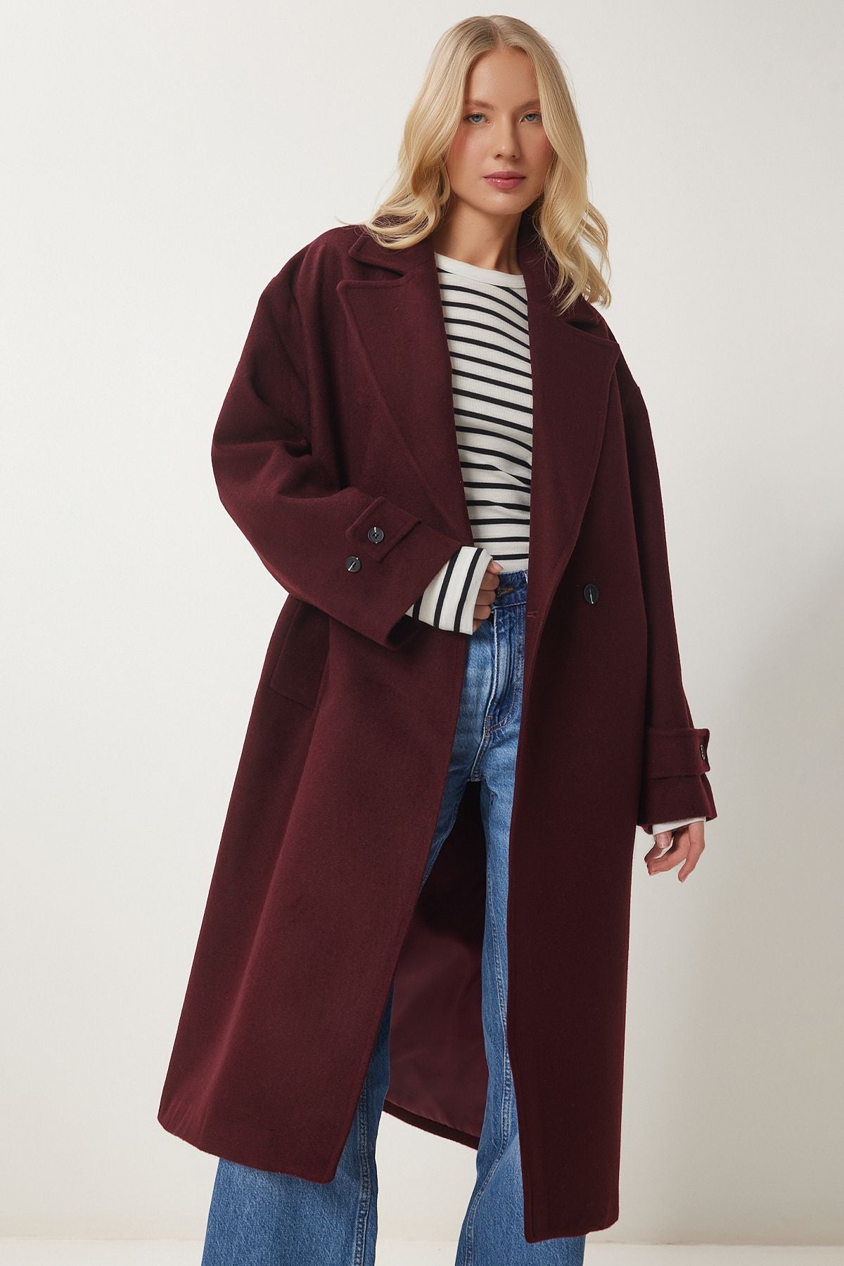 Female Bordeaux Cruishe collar Stamp Coat DP00232