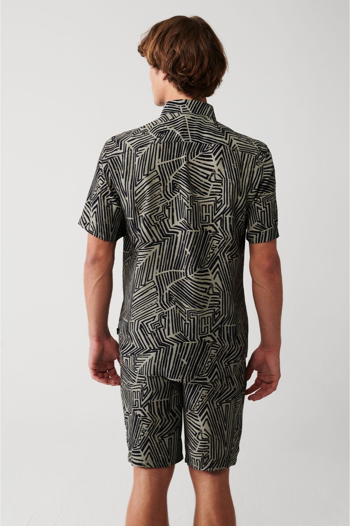 Men's mink viscose patterned short sleeve shirt A31y2199