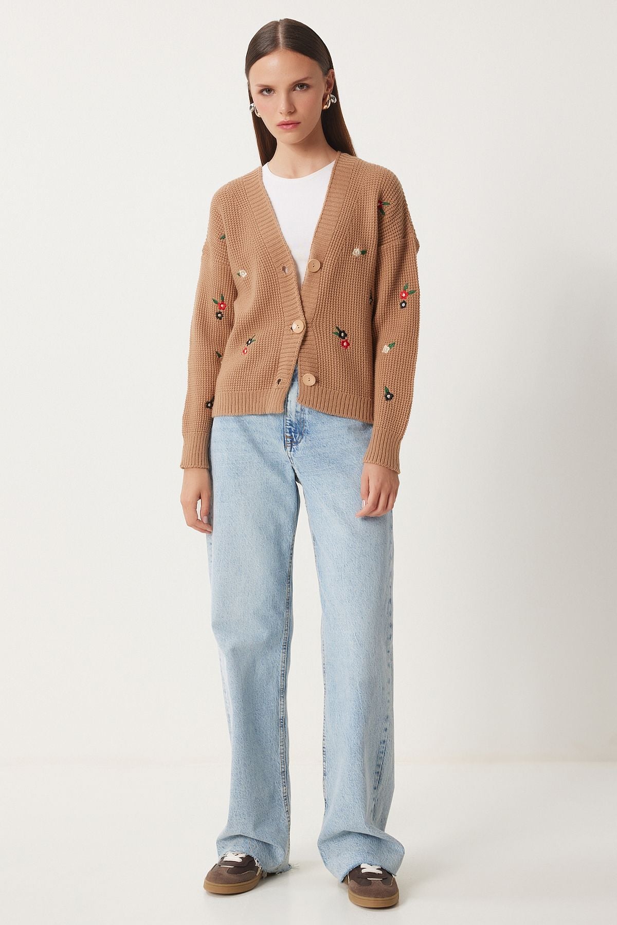 Female Biscuit Flower Embroidered Knitwear Cardigo KG00005