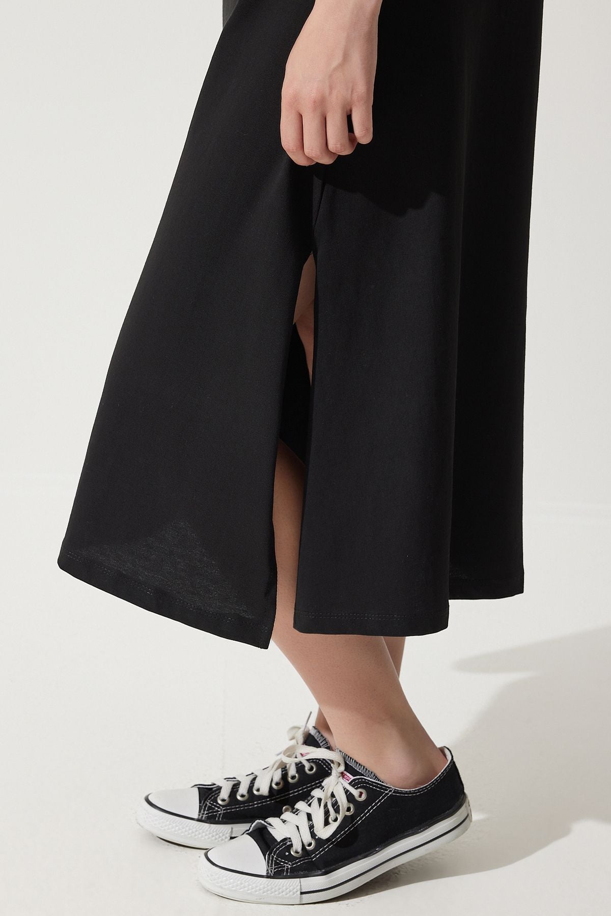 Female black bike collar with plenty of relaxed combed dress BP00158