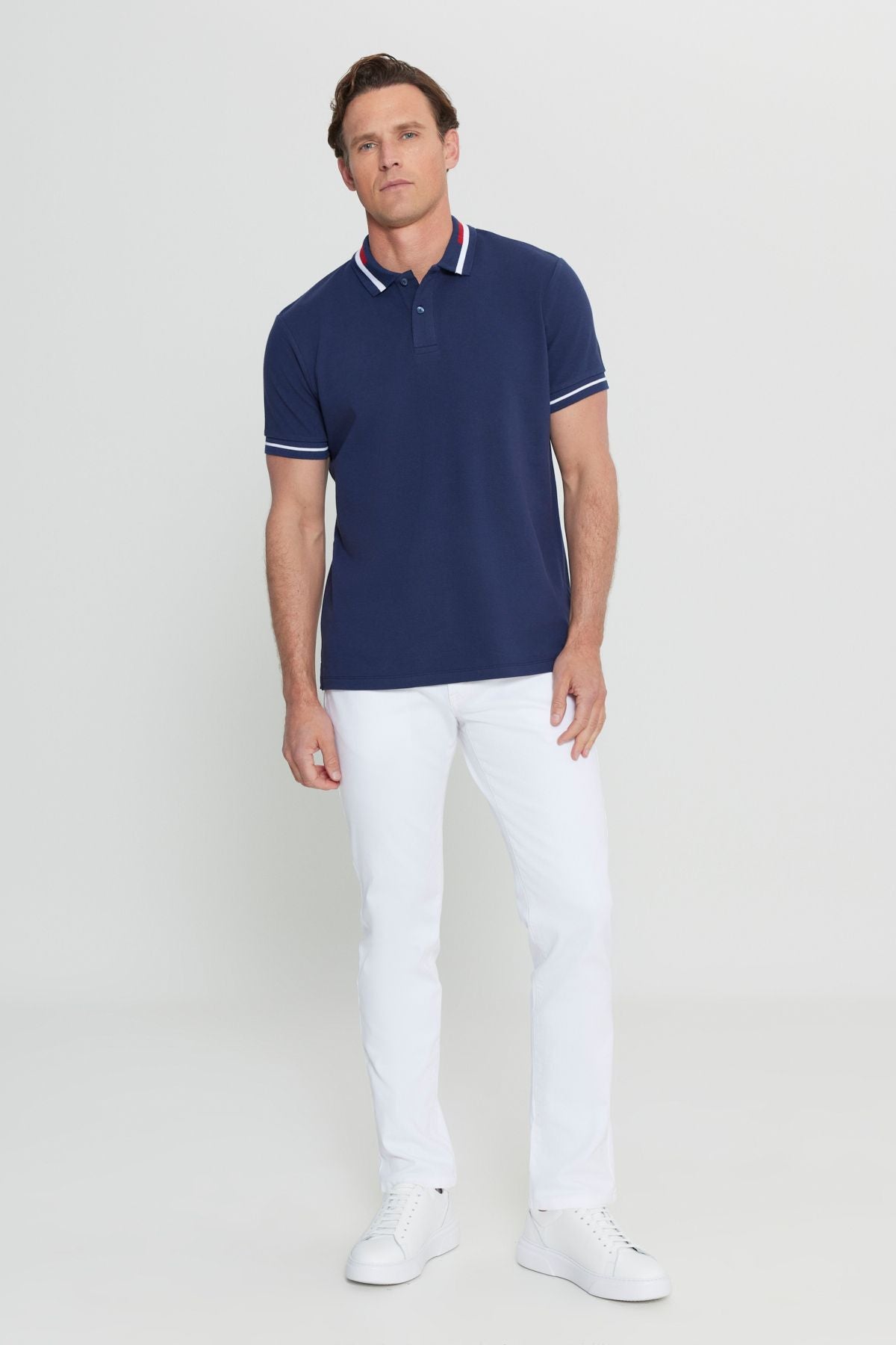 Men's navy blue slim fit narrow cut 100 %cotton polo collar t -shirt