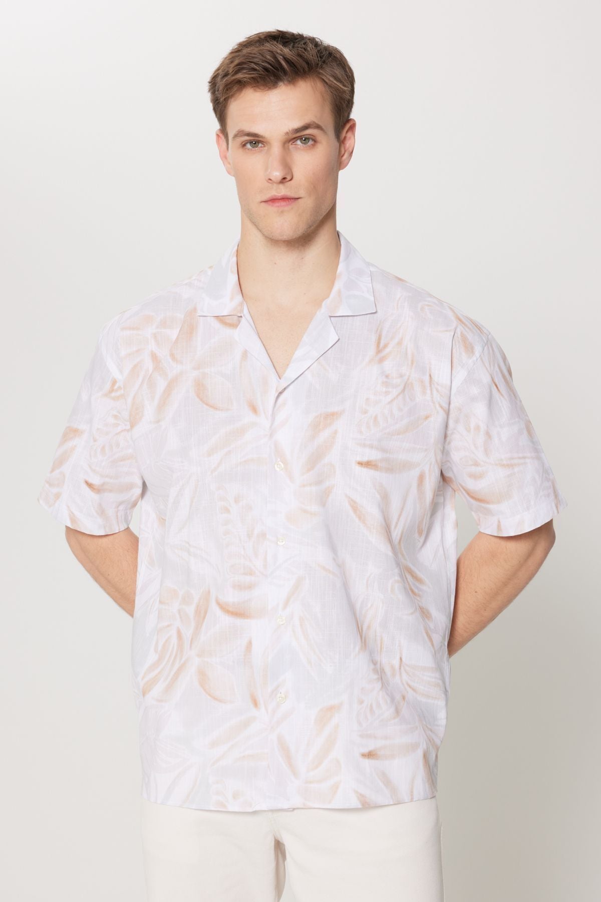 Men's Beige-Cahve Oversize Abundant Cuta Cuba Yaka 100 %Cotton Printed Short Sleeve Shirt