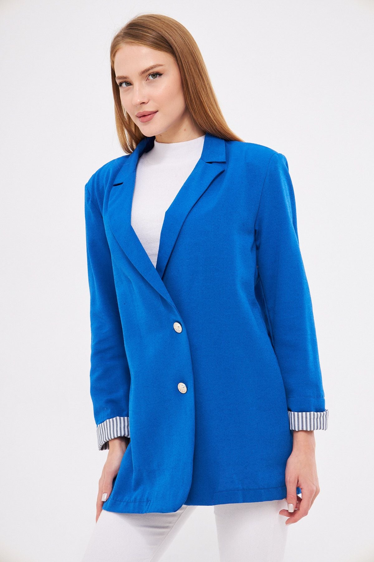 Female Saks Cruve Cruve Collar Folding Detailed Oversize