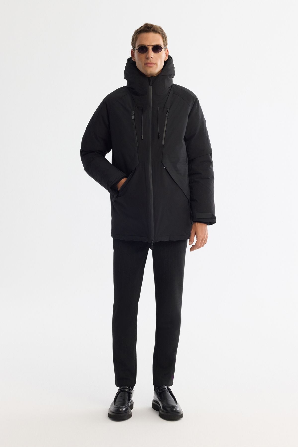 Men's black hooded water -driven windproof goose feather coat A42y6044