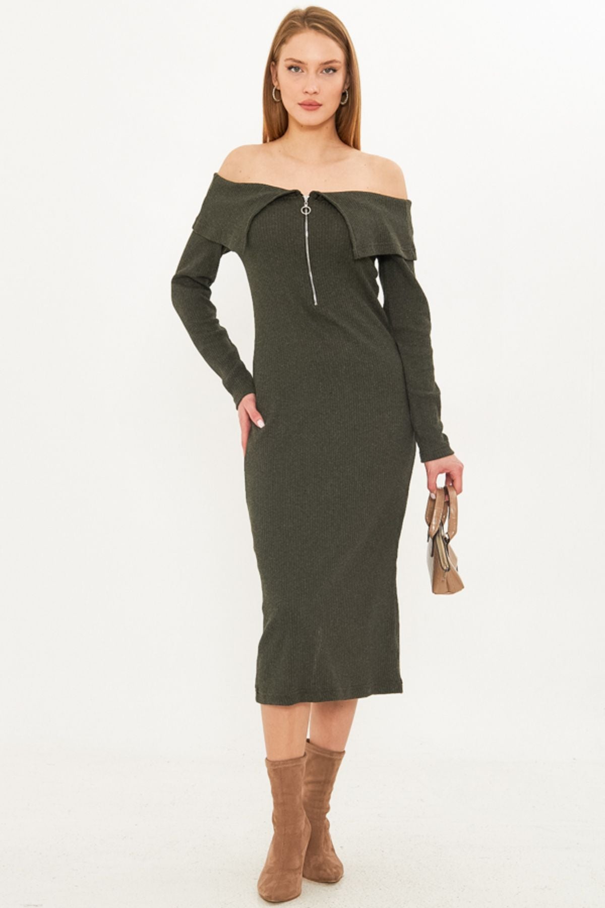 Woman Khaki low shoulder front zipper slit midi triko dress ARM-25K001089