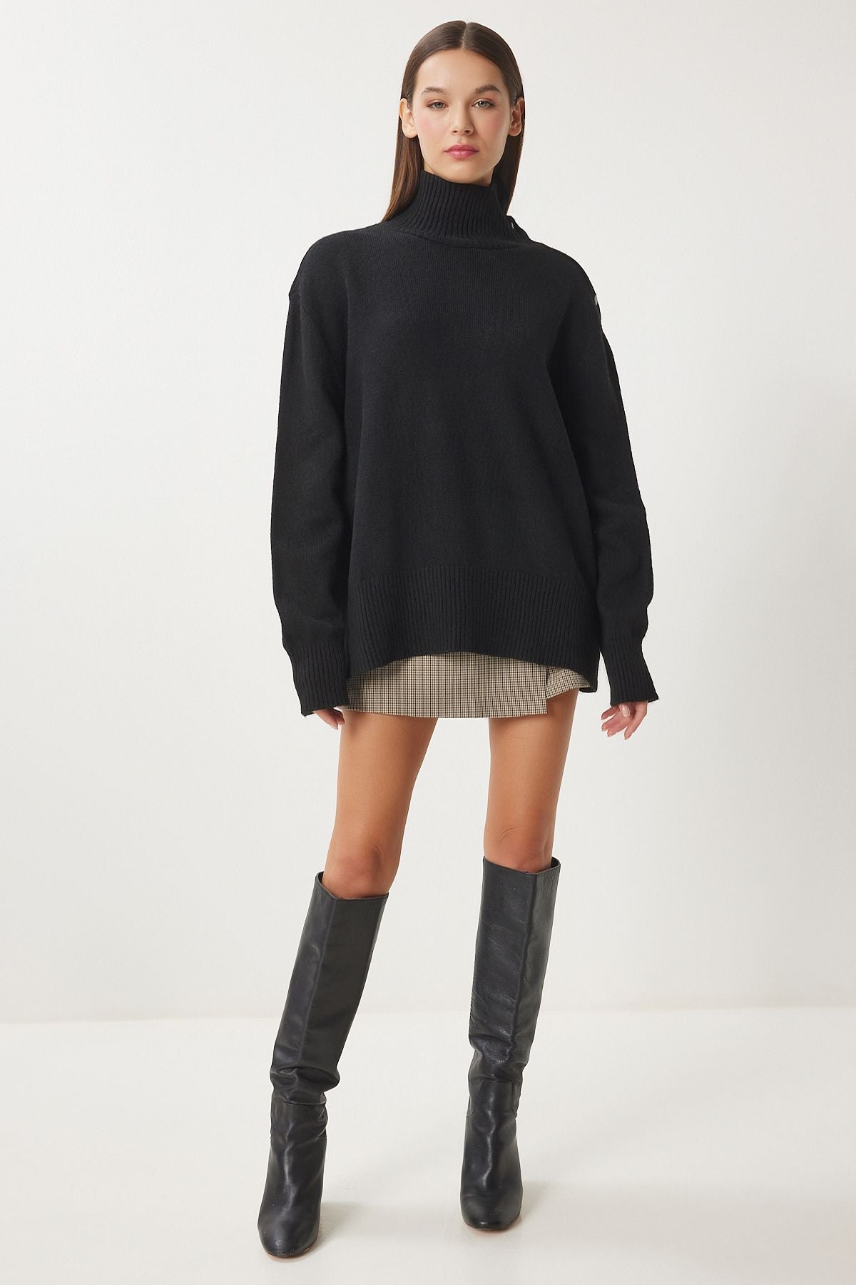 Female Black Fisherman Neck Knitwear Sweater FN03390