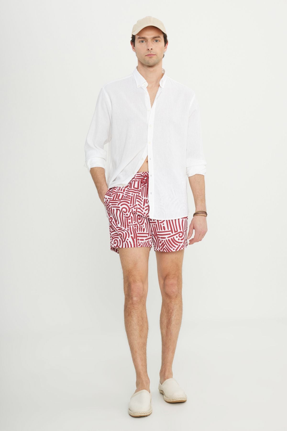 Men's White Red Standard Fit Normal Cutting Pocket Fast Drying Patterned Mayo Sea Short